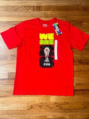 Fifa ‘We Are' Graphic Trophy Red Unisex  T‑Shirt Large NWT